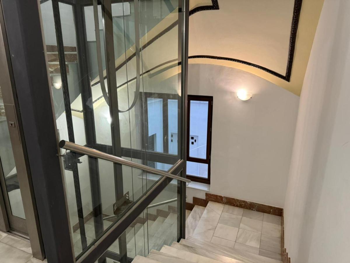 Mr Apartamentos Кордова Экстерьер фото